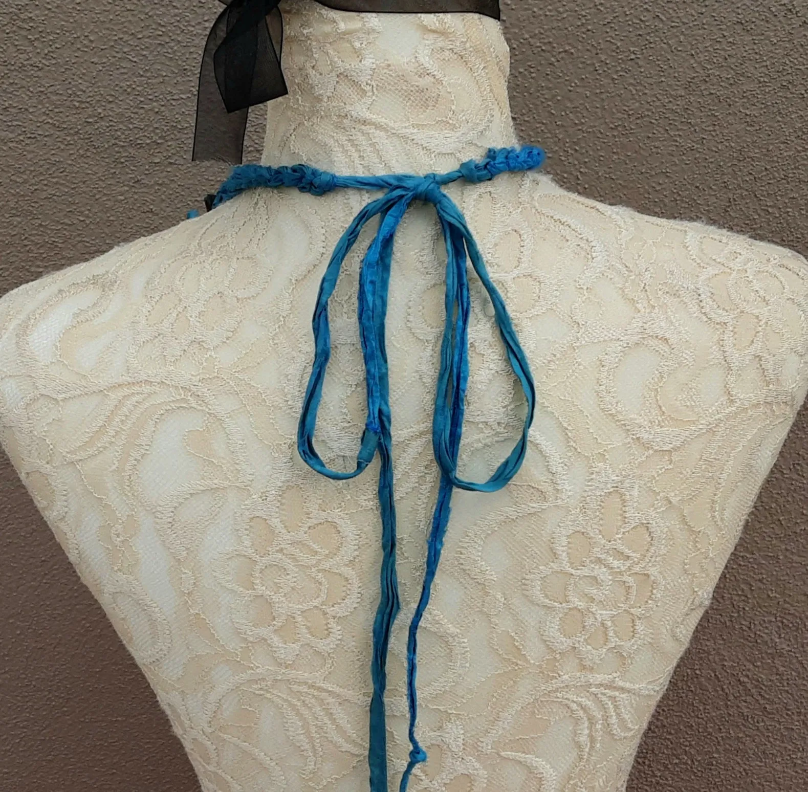 Turquoise Flower Fiber Statement Necklace, Unique Colorful Boho Sari Ribbon Collar