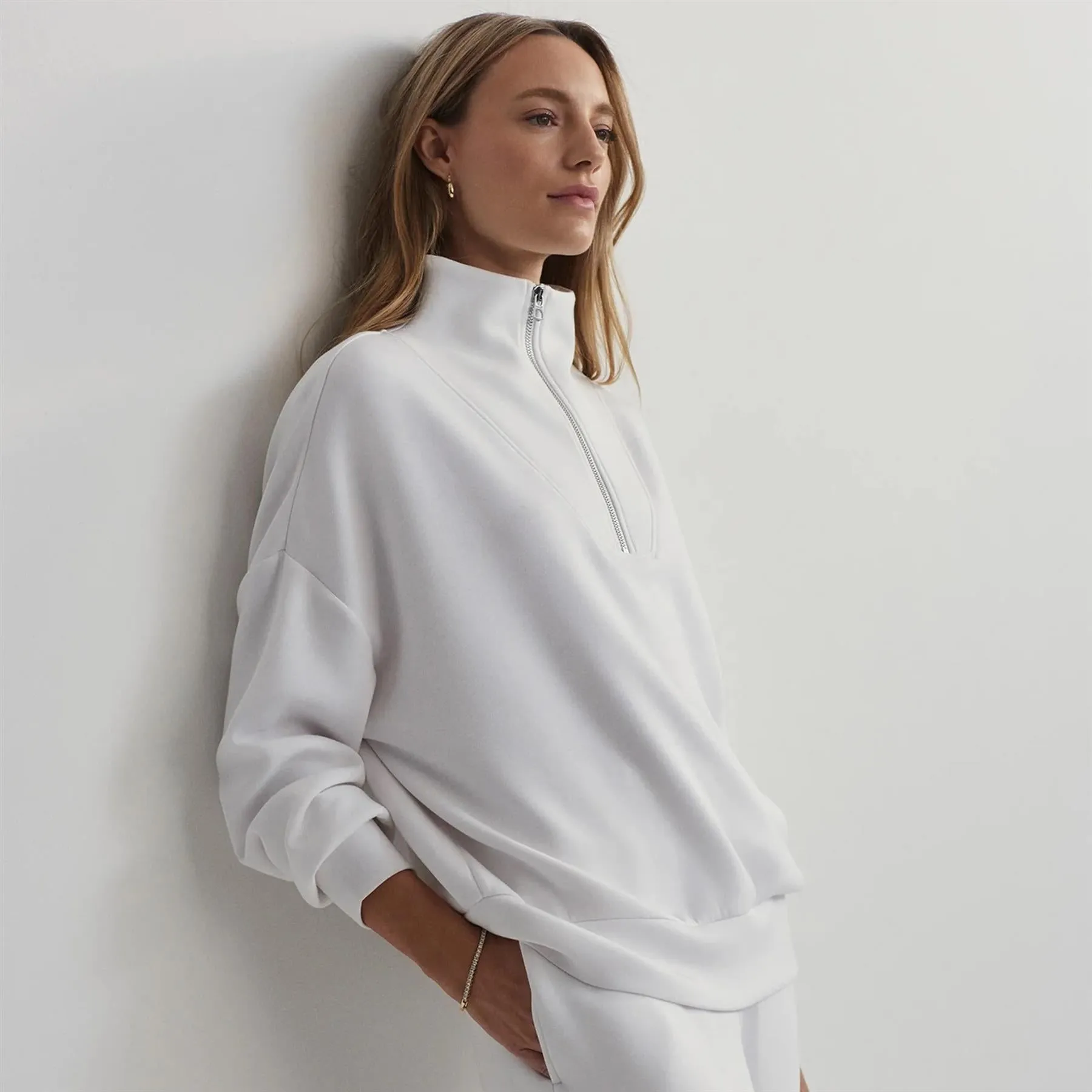 Womens Hawley Half Zip Sweat White - 2025